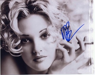Drew Barrymore autograph