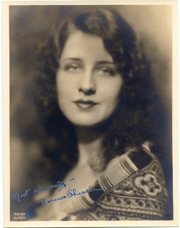 Norma Shearer autograph