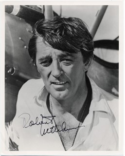 Robert Mitchum autograph